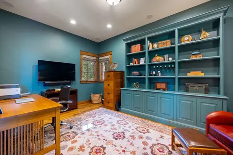 22884 Moss Rock Drive Bend OR 97701