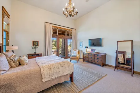 22884 Moss Rock Drive Bend OR 97701