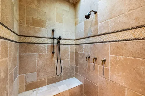 22884 Moss Rock Drive Bend OR 97701