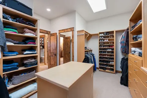 22884 Moss Rock Drive Bend OR 97701