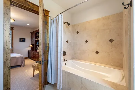 22884 Moss Rock Drive Bend OR 97701