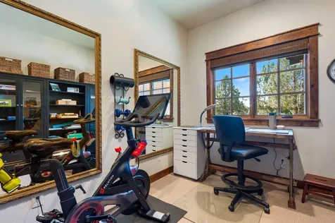 22884 Moss Rock Drive Bend OR 97701