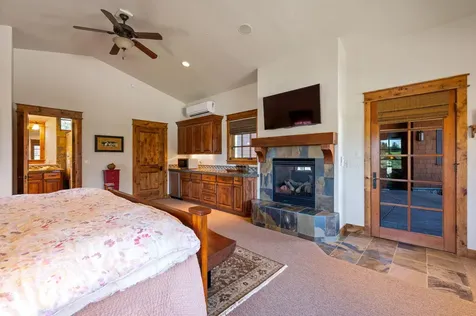 22884 Moss Rock Drive Bend OR 97701