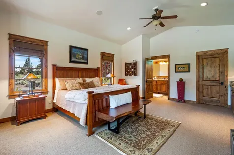 22884 Moss Rock Drive Bend OR 97701