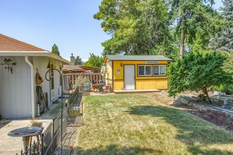 2757 Rosewood Street Medford OR 97504