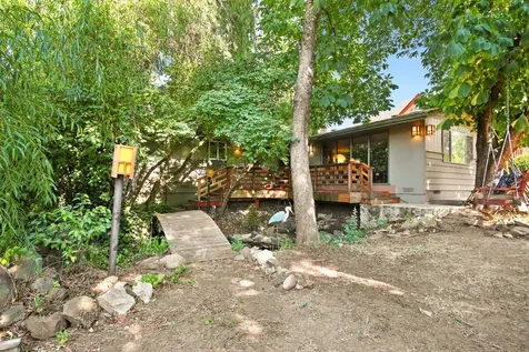 200 Oregon Terrace Medford OR 97504