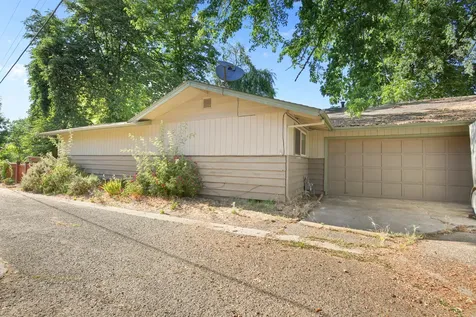 200 Oregon Terrace Medford OR 97504