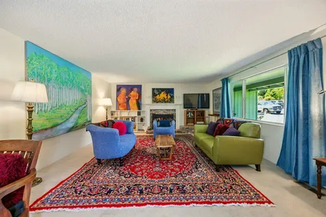 1143 Mira Mar Avenue Medford OR 97504