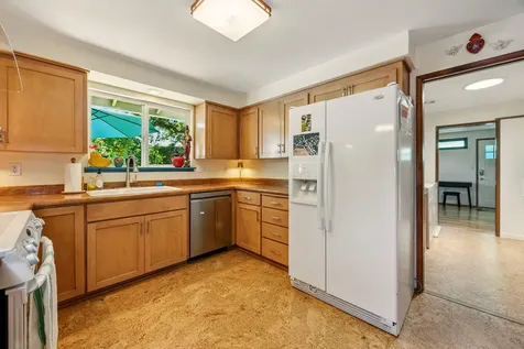 1143 Mira Mar Avenue Medford OR 97504