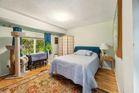 1143 Mira Mar Avenue Medford OR 97504