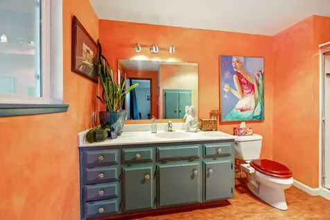 1143 Mira Mar Avenue Medford OR 97504