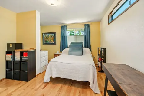 1143 Mira Mar Avenue Medford OR 97504