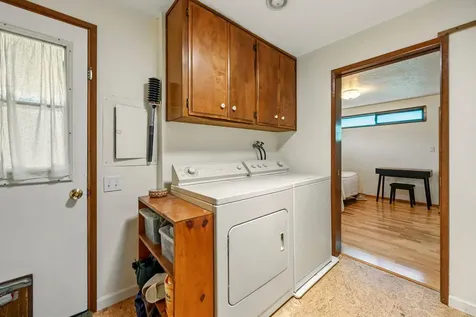 1143 Mira Mar Avenue Medford OR 97504