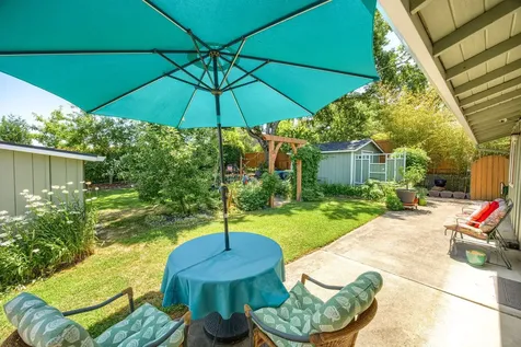 1143 Mira Mar Avenue Medford OR 97504