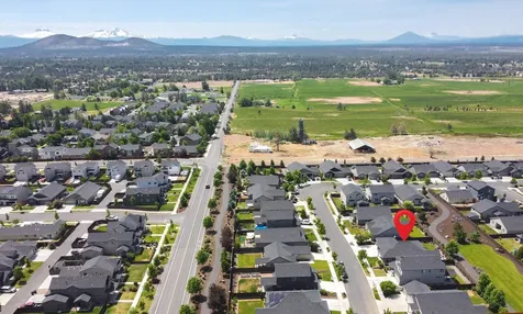 2535 NW Hemlock Way Redmond OR 97756
