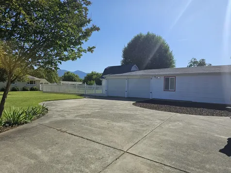 2308 Lower River Road Grants Pass OR 97526