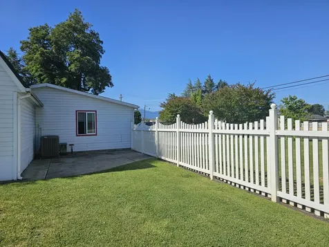 2308 Lower River Road Grants Pass OR 97526