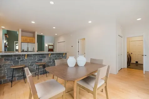 578 NW Greyhawk Avenue Bend OR 97703