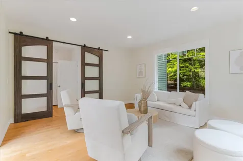 578 NW Greyhawk Avenue Bend OR 97703