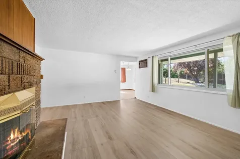 1652 Johnson Street Medford OR 97504