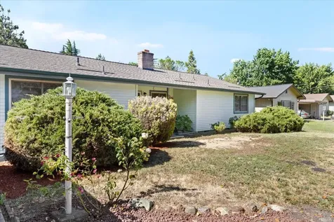 1652 Johnson Street Medford OR 97504