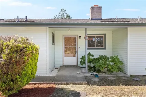 1652 Johnson Street Medford OR 97504