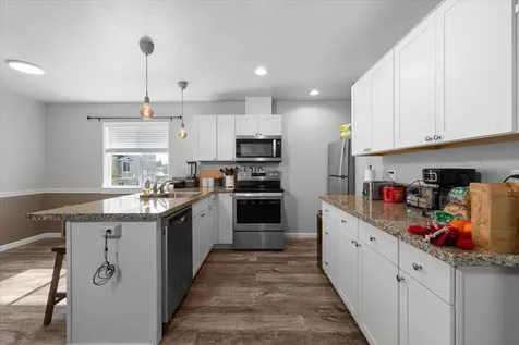 7829 Jacqueline Way White City OR 97503