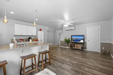 7829 Jacqueline Way White City OR 97503