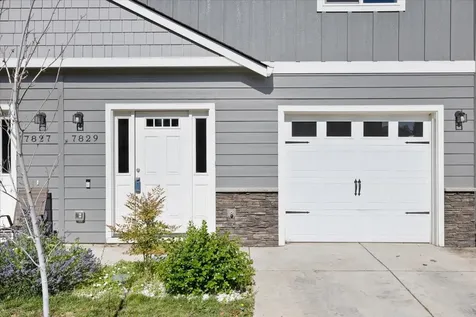 7829 Jacqueline Way White City OR 97503