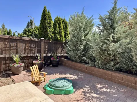 63089 NW Via Cambria Bend OR 97703