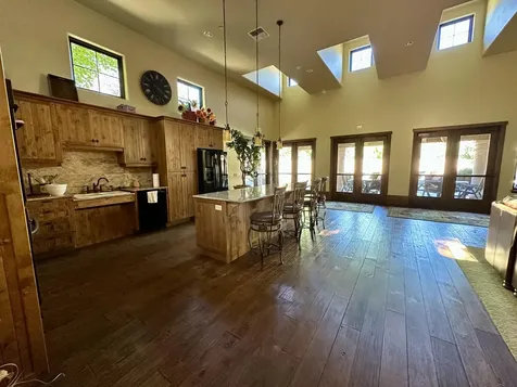 63089 NW Via Cambria Bend OR 97703