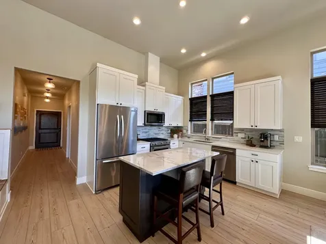 63089 NW Via Cambria Bend OR 97703