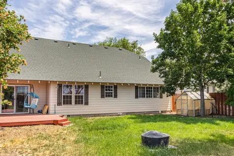 2459 NW 22nd Street Redmond OR 97756