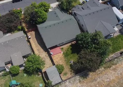 2459 NW 22nd Street Redmond OR 97756