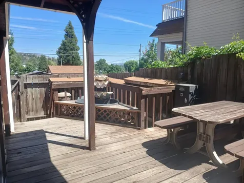 1530 Crescent Avenue Klamath Falls OR 97601