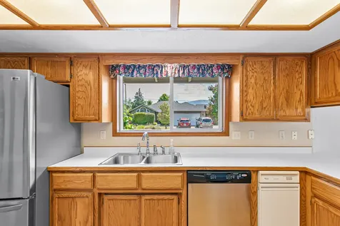 3552 Shawna Drive Medford OR 97504