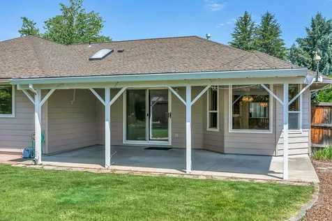 3552 Shawna Drive Medford OR 97504