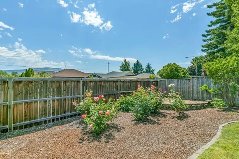 3552 Shawna Drive Medford OR 97504
