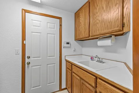 3552 Shawna Drive Medford OR 97504