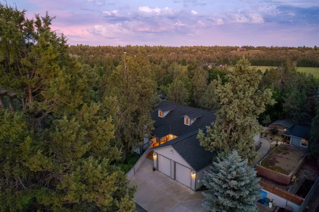 20019 Beaver Lane Bend OR 97703