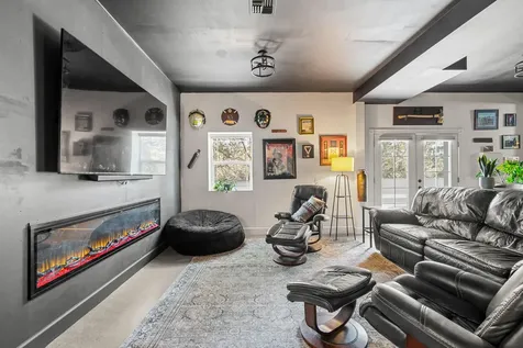 20019 Beaver Lane Bend OR 97703