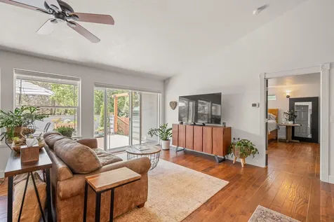 20019 Beaver Lane Bend OR 97703