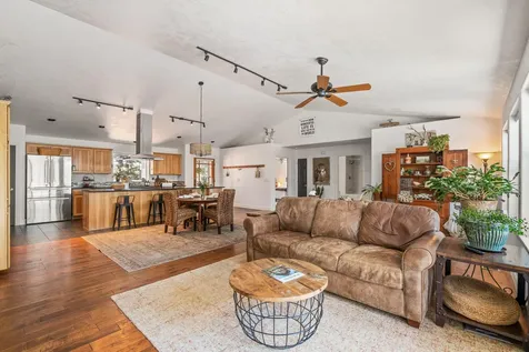 20019 Beaver Lane Bend OR 97703