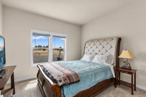 14007 SW Peninsula Drive Terrebonne OR 97760