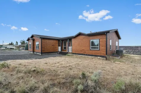 14007 SW Peninsula Drive Terrebonne OR 97760