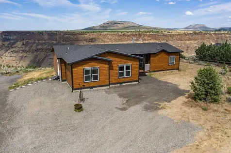 14007 SW Peninsula Drive Terrebonne OR 97760