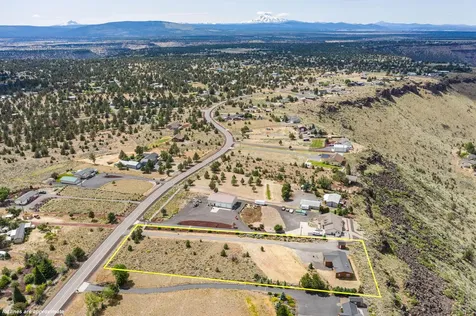 14007 SW Peninsula Drive Terrebonne OR 97760