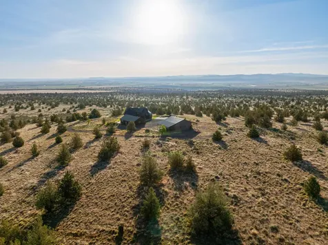 4647 SW Belmont Lane Madras OR 97741