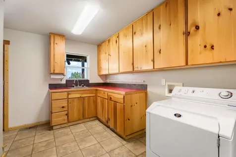 4647 SW Belmont Lane Madras OR 97741