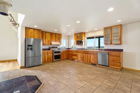 4647 SW Belmont Lane Madras OR 97741